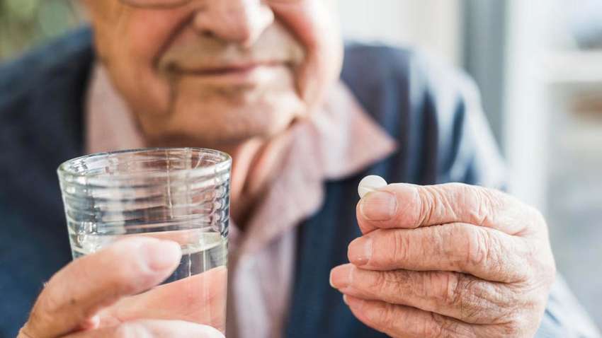 Кардиологи рассказали, почему лучше отказаться от аспирина