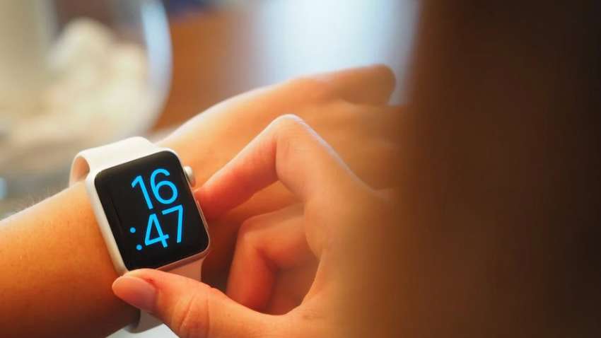 В Индии часы Apple Watch спасли жизнь подростку, сломавшему обе ноги