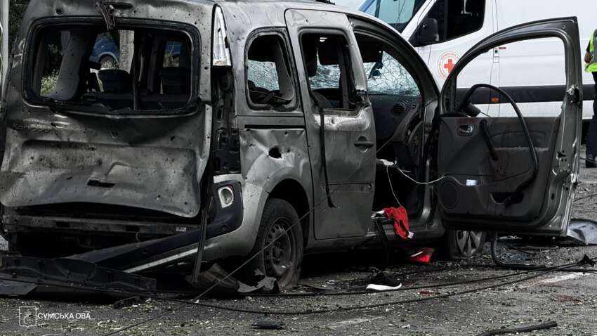 Удар КАБами по Сумах: ситуація погіршилася, кількість загиблих зросла Удар КАБами по Сумах: ситуація погіршилася, кількість загиблих зросла