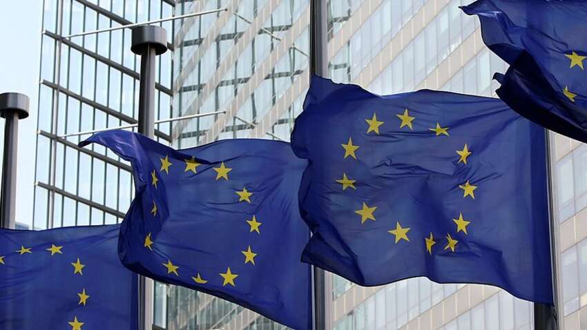 Санкции против России снова зависли: ЕС внезапно оказался в шаге от нового раскола Санкции против России снова зависли: ЕС внезапно оказался в шаге от нового раскола