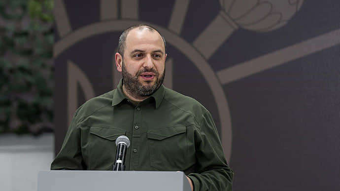 Міністр оборони звільнив своїх заступників: що далі