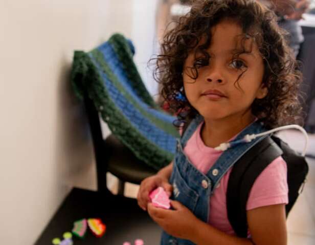 Трамп приказал убираться из страны тяжелобольной малышке: шокирующие подробности