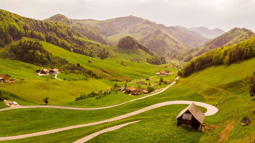 Это не шутка: за переезд в итальянскую деревню людям готовы заплатить 50 тысяч долларов Это не шутка: за переезд в итальянскую деревню людям готовы заплатить 50 тысяч долларов