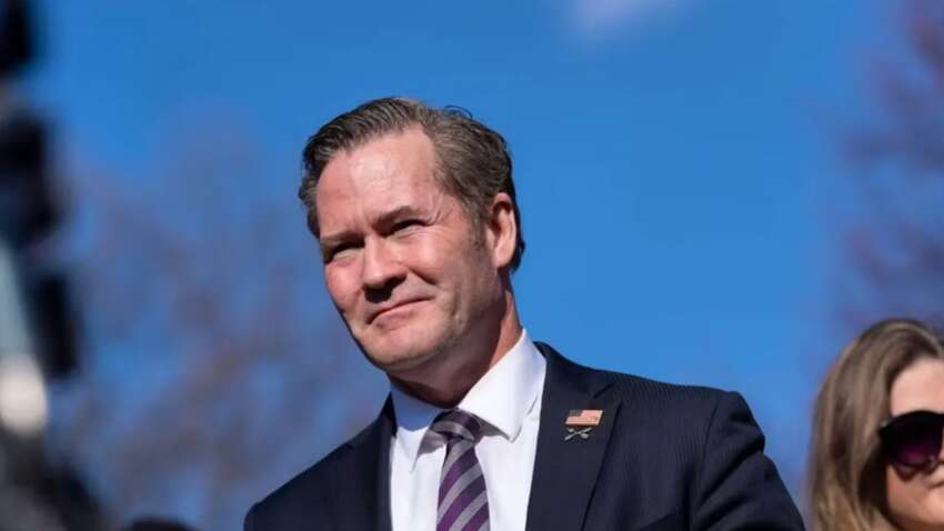 Скандальное заявление: советник Трампа считает Зеленского "неправильным президентом" Скандальное заявление: советник Трампа считает Зеленского "неправильным президентом"