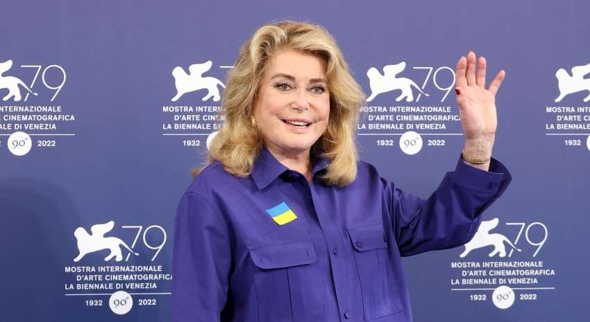 Легенда французького кіно прочитала вірш Лесі Українки на відкритті Каннського кінофестивалю (ВІДЕО)