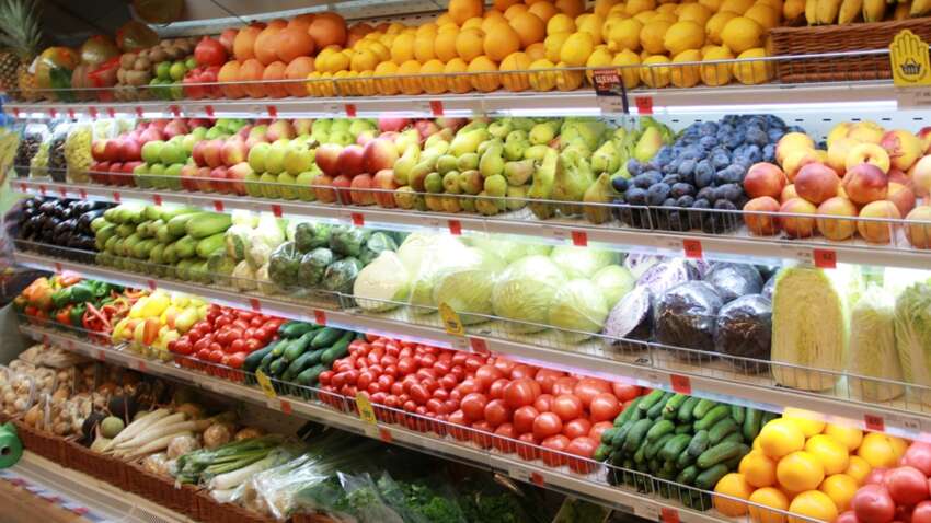 ТОП магазинних фруктів та овочів з найбільшою кількістю пестицидів