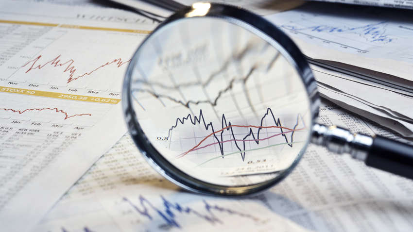 Зниження облікової ставки і спад промвиробництва: експерти прокоментували тенденції у фінансово-економічному секторі України