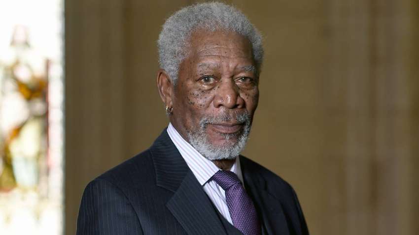 Морган Фримен не выходит из дома без золотых сережек: он рассказал в чем тайна