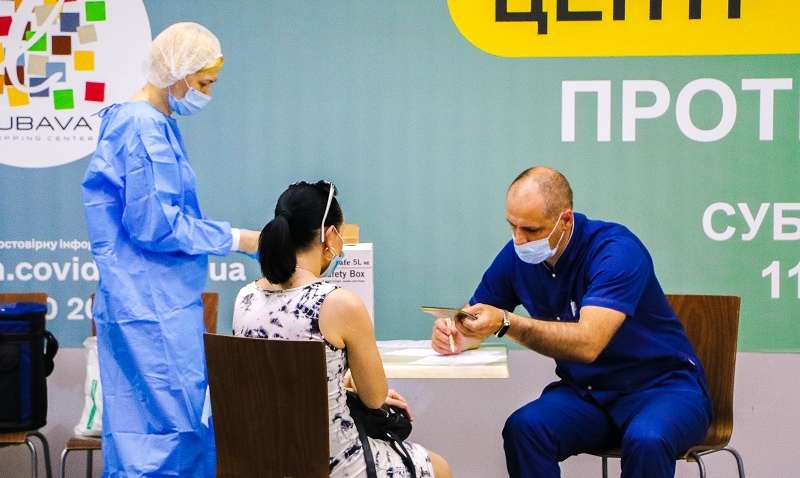 Украина постепенно достигает целей ВОЗ по уровню вакцинации от COVID-19 – Ляшко