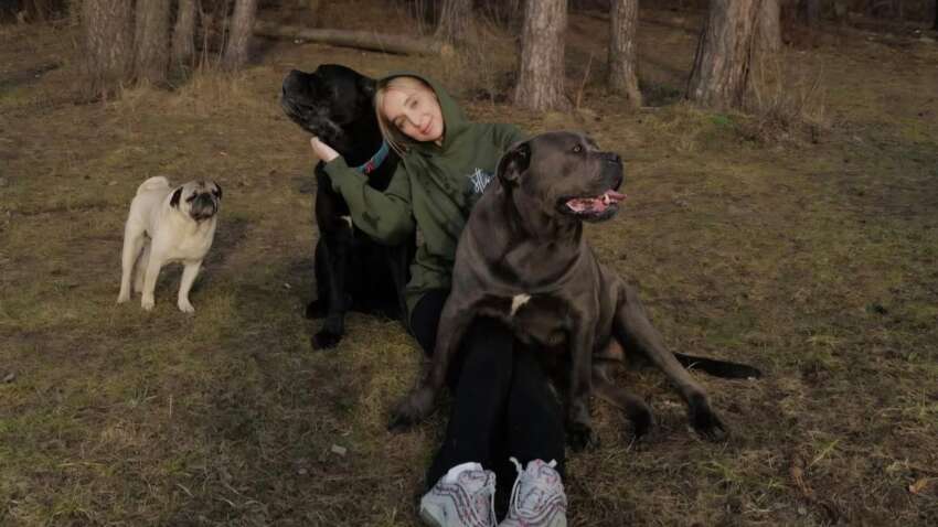 «Хтось просто жорстоко відібрав життя»: Олена Мандзюк пов'язує трагедію в родині зі своєю публічною позицією