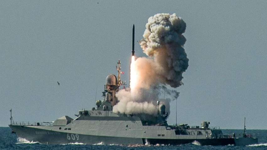 РФ убрала все "Калибры" в Черном море: что происходит РФ убрала все "Калибры" в Черном море: что происходит