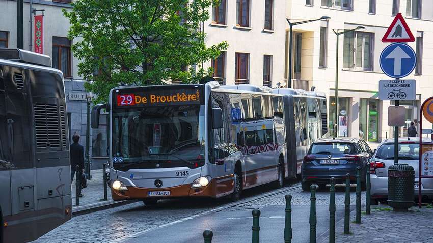 В Брюсселе молодежи не надо будет платить за общественный транспорт