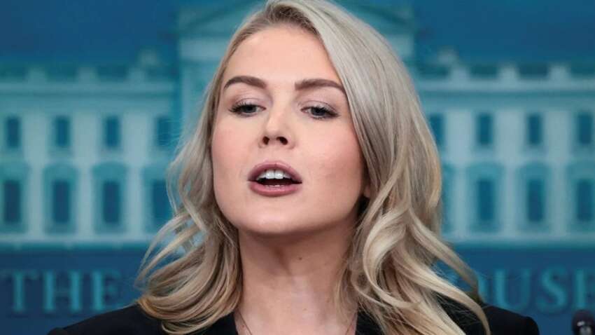 Трамп захоплювався її "обличчям та губами": скільки заробляє його прессекретарка