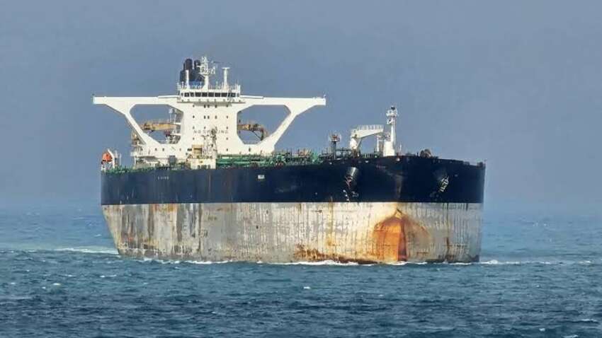 Удары по нефтяной сфере довели Путина до ручки: РФ начала останавливать самое ценное Удары по нефтяной сфере довели Путина до ручки: РФ начала останавливать самое ценное