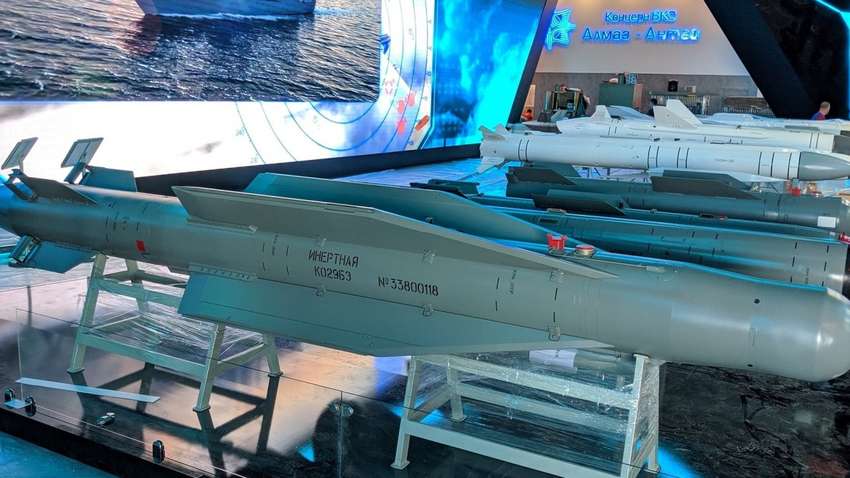 Как противодействовать российским КАБам на фронте. Названы два пути 