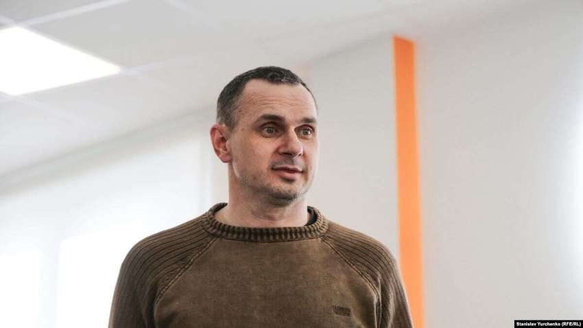 Олег Сенцов: "Можно и с Путиным пообщаться, и руку ему пожать"