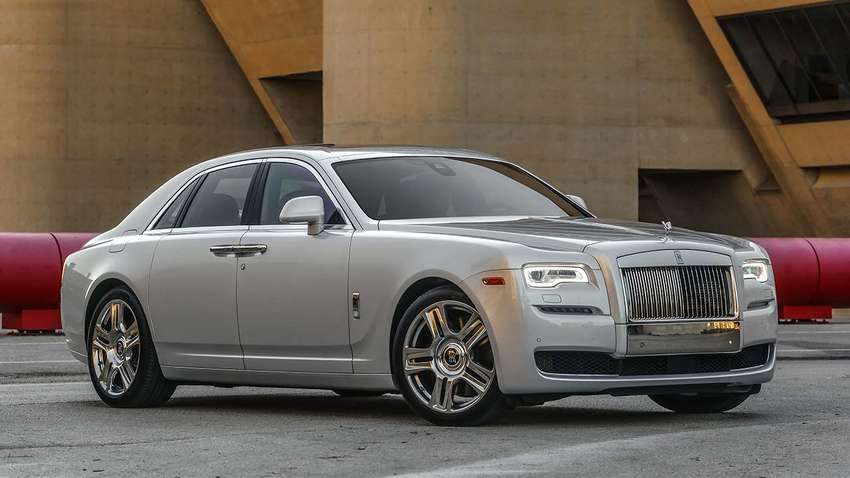 По цене одного дома: Rolls-Royce представил новый роскошный автомобиль По цене одного дома: Rolls-Royce представил новый роскошный автомобиль