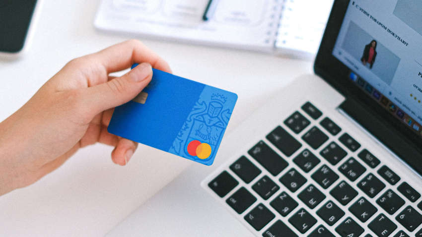 Воровали до миллиона гривен за день: СБУ заблокировала распространенную схему мошенничества Воровали до миллиона гривен за день: СБУ заблокировала распространенную схему мошенничества