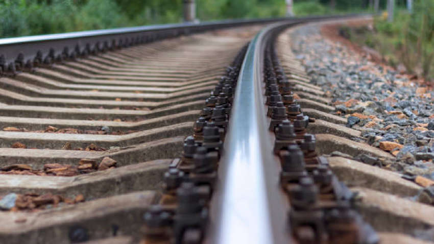 Железная дорога в Крыму снова под угрозой: оккупанты заявили об атаке БПЛА Железная дорога в Крыму снова под угрозой: оккупанты заявили об атаке БПЛА