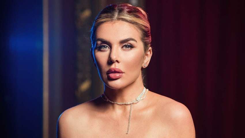 Анна Сєдокова після того, як її колишній чоловік вбив себе, перервала мовчання 