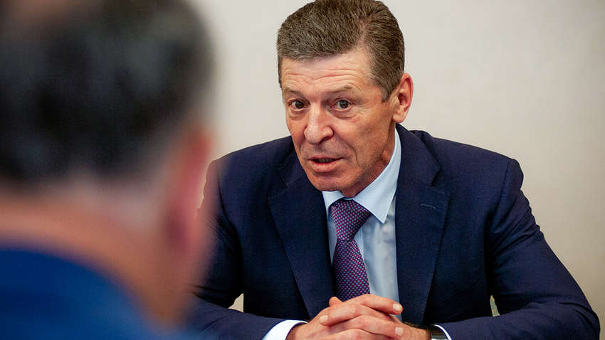 Financial Times: "Кадрові перестановки в Кремлі можуть вести до завершення війни на Донбасі"