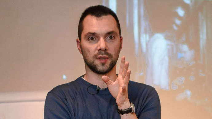 В "Слузі народу" прокоментували поведінку Арестовича