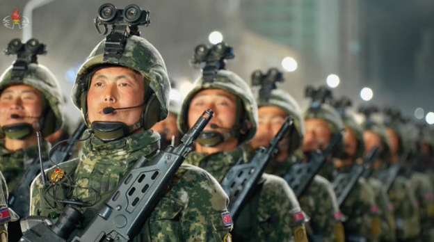 Росія кличе війська КНДР на війну: чи може Україна запросити солдатів з США Росія кличе війська КНДР на війну: чи може Україна запросити солдатів з США