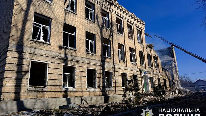 Россияне уже в 7 км от Покровска: сколько гражданских остается в городе