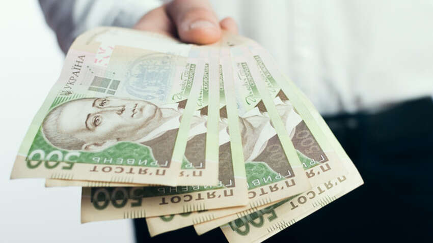 В Україні з березня зростуть пенсії: кому додадуть тисячі, а кому – мінімум