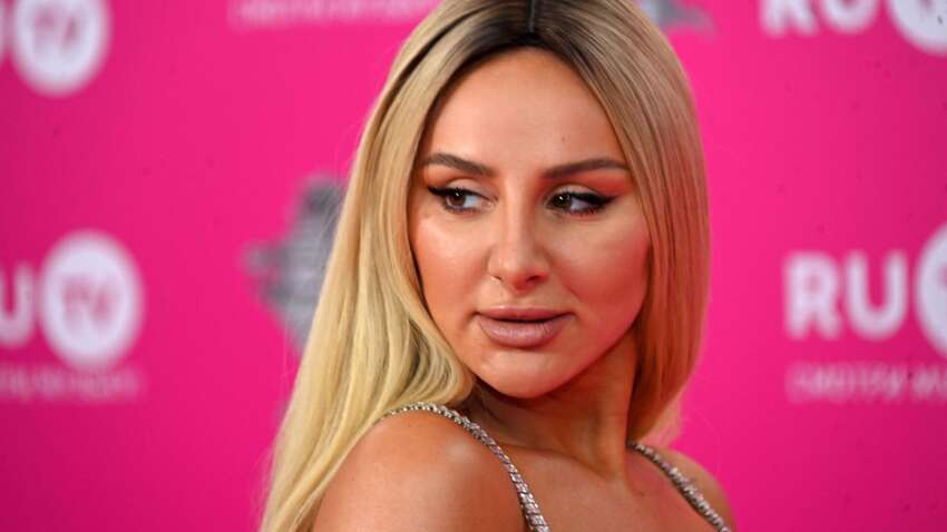 Співачка з України, яка переїхала до РФ, вирішила кардинально змінювати життя Співачка з України, яка переїхала до РФ, вирішила кардинально змінювати життя