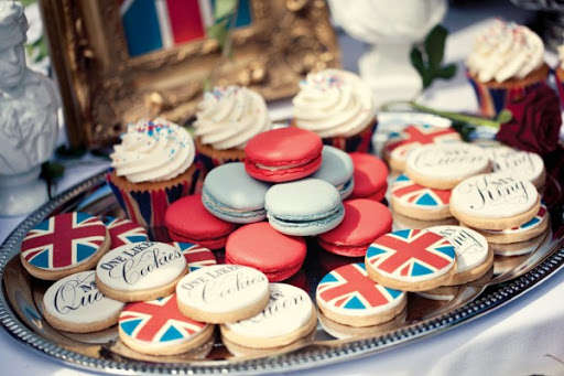 "Все до столу": з нагоди Brexit Джонсон влаштовує грандіозну вечірку