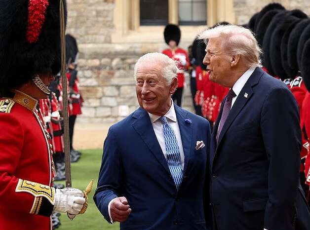 Експерт з мови тіла розшифровує ледь помітні ознаки "нетерпіння" короля Чарльза щодо Трампа