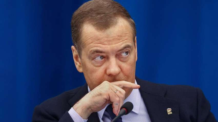 Медведєв відреагував на обмін в’язнями між РФ та Заходом: чи вважає його вдалим
