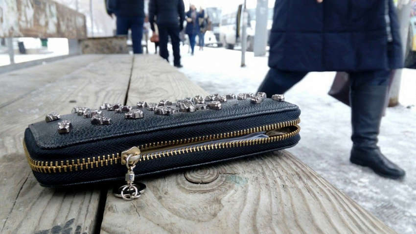 Эксперимент с потерей кошелька: назван самый порядочный город Украины