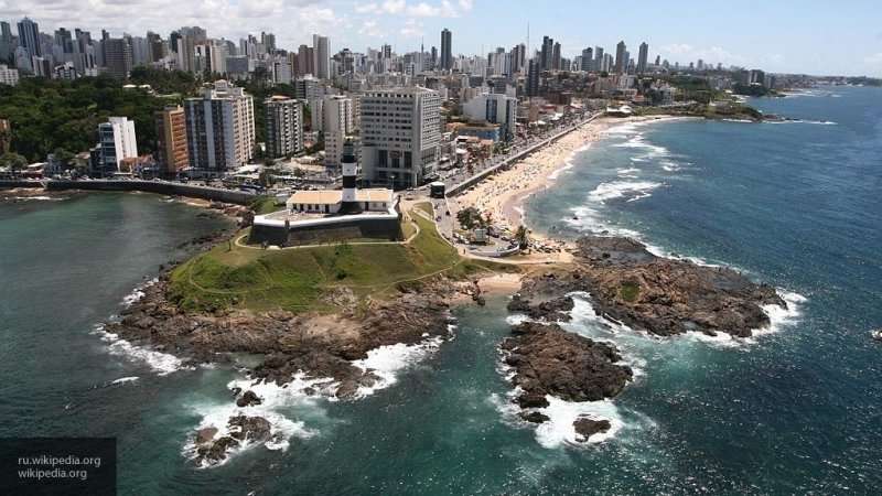 На Сальвадор насувається цунамі