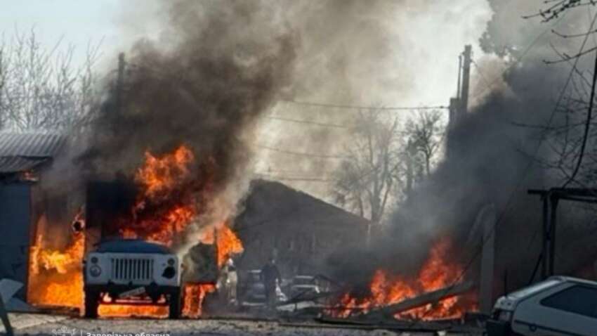 РФ ударила по жилому кварталу Запорожья: количество пострадавших стремительно растет