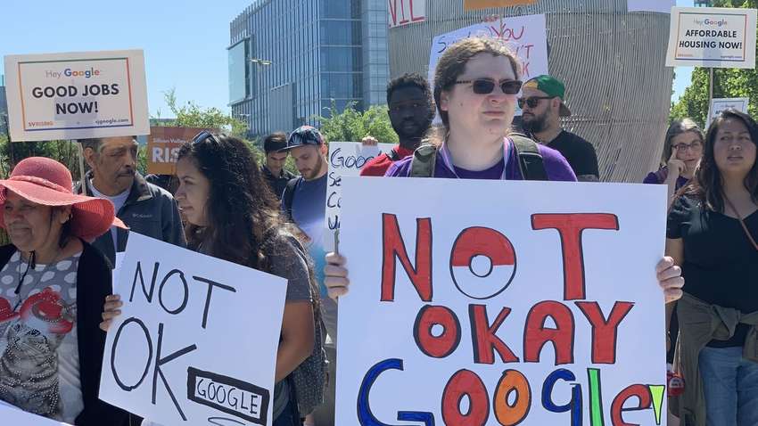 Співробітники Google продовжують протести через тиск з боку компанії 