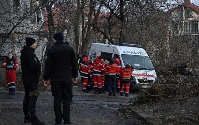 Вместо многоэтажки в Днепре лишь завалы: террор России продолжается