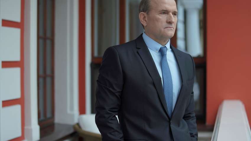 Вакцина з Росії: українці звернулися до Медведчука заради порятунку мільйонів життів