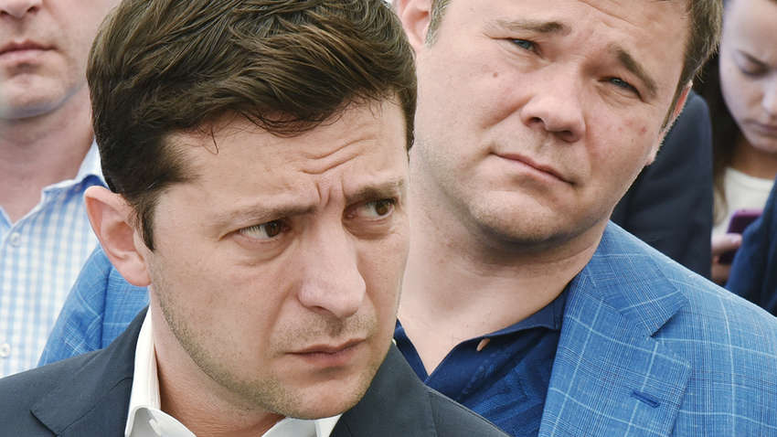 Зарплата Зеленського: президент за рік отримав менше, ніж голова ОП Богдан