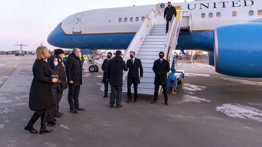 Представители Запада зачастили в Украину: о чем идут негласные торги