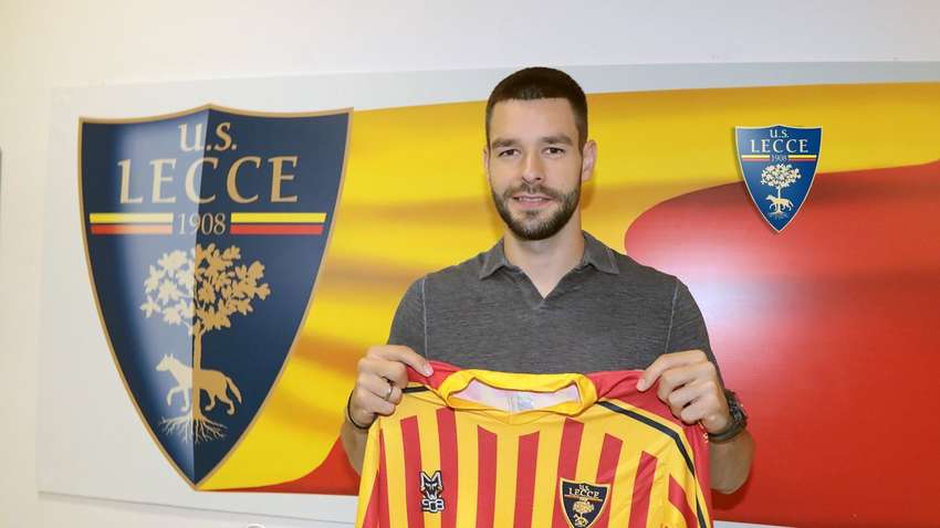 Екс-гравець "Дніпра" Шахов вперше відзначився результативною дією в Італії