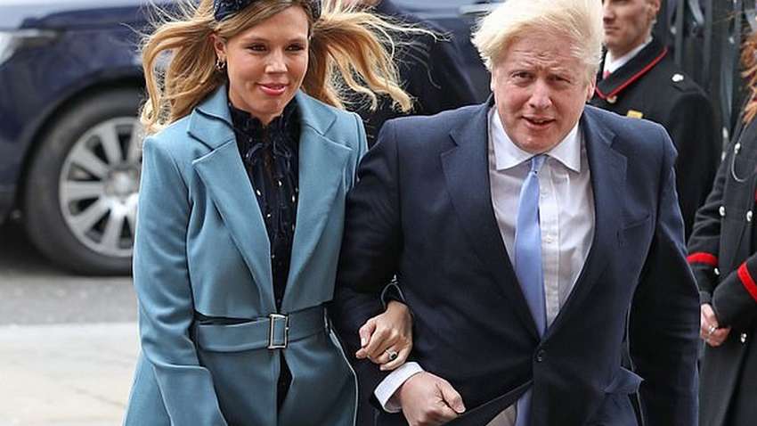 Президент Зеленский поздравил Бориса Джонсона с рождением наследника