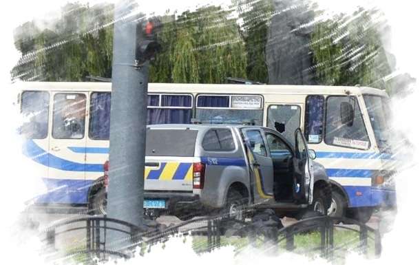 Арсен Аваков: "Ми перебуваємо в переговорному процесі. Прошу ЗМІ не поширювати неправдиву інформацію" 