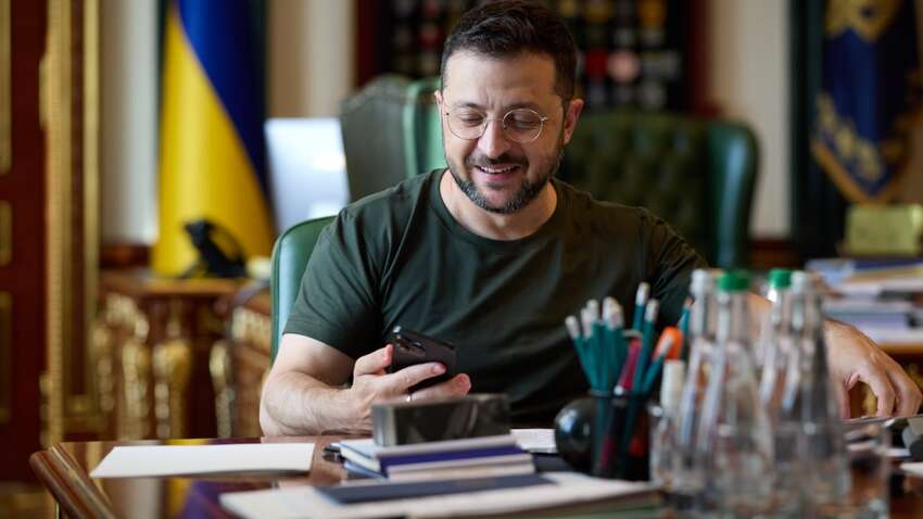 Миллиард долларов на вооружение: кто и почему дает Украине деньги Миллиард долларов на вооружение: кто и почему дает Украине деньги