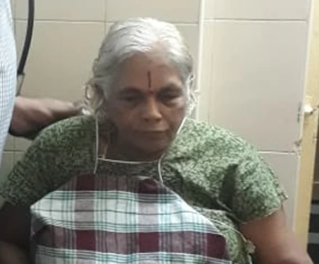 В Індії 74-річна жінка народила двійню