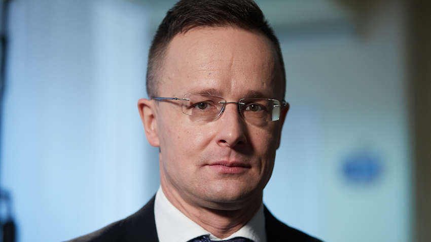 Угорщина озвучує фейки про війну в Україні: у МЗС закликали Брюссель відреагувати