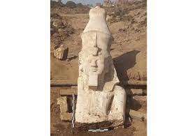 Велике відкриття: археологи виявили гігантську статую легендарного фараона в Єгипті
