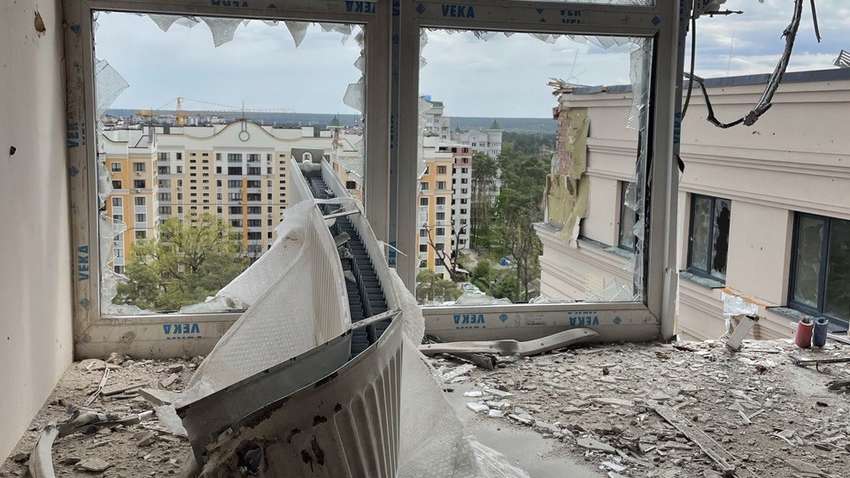 В Киевской области более 300 семей не могут попасть в свои дома В Киевской области более 300 семей не могут попасть в свои дома