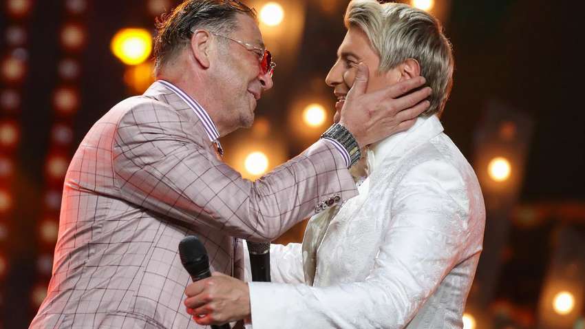 Російська музика поза війною: Лепс і Басков пообіцяли платити по 1 млн за кожен підбитий танк ЗСУ